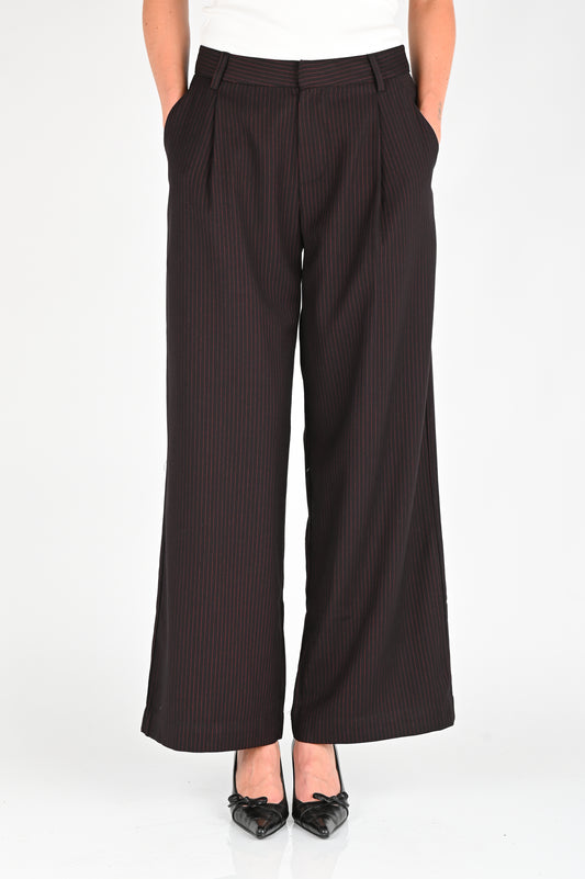 Arthur 'Slouchy' Pleat Pant in Red Pinstripe