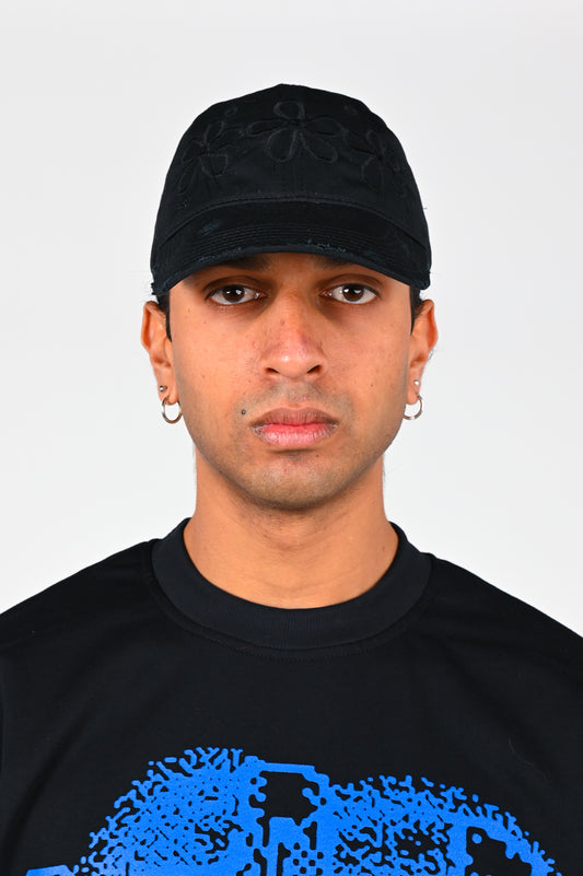 Die Horny 'Black Daisies' Cap