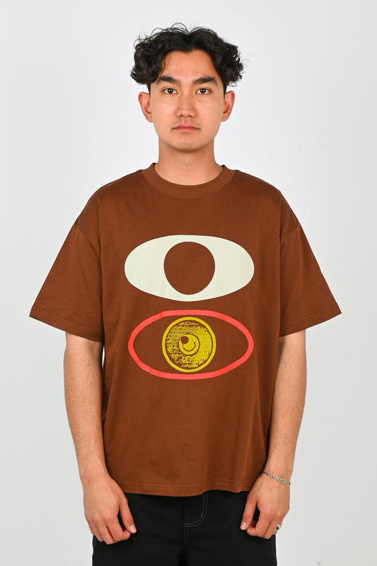 Candice 'Seeing' Tee in Brown