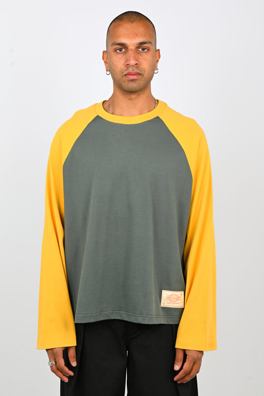 Checks 'Crew' Raglan Jersey in Charcoal