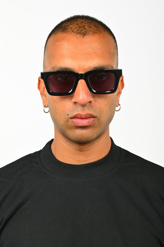 Hot Futures 'Jet' Sunglasses in Black