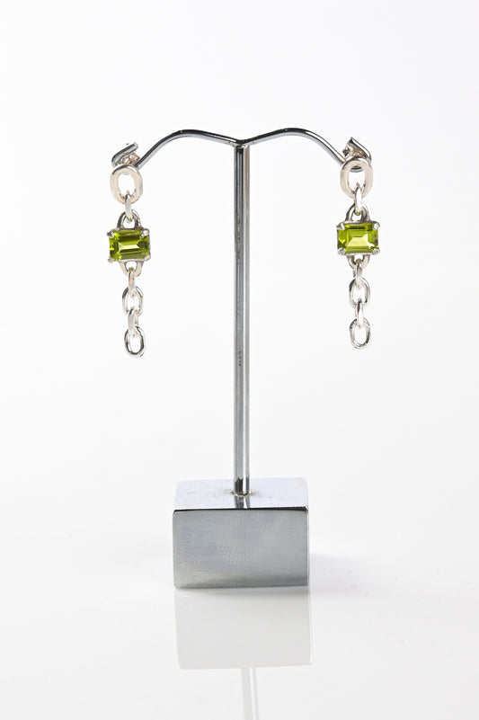 Kick In The Eye 'Natural Dare' With Peridot