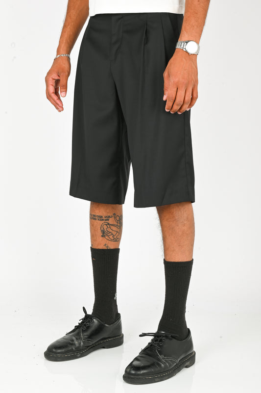 Wynn Hamlyn Double Pleat Short in Black