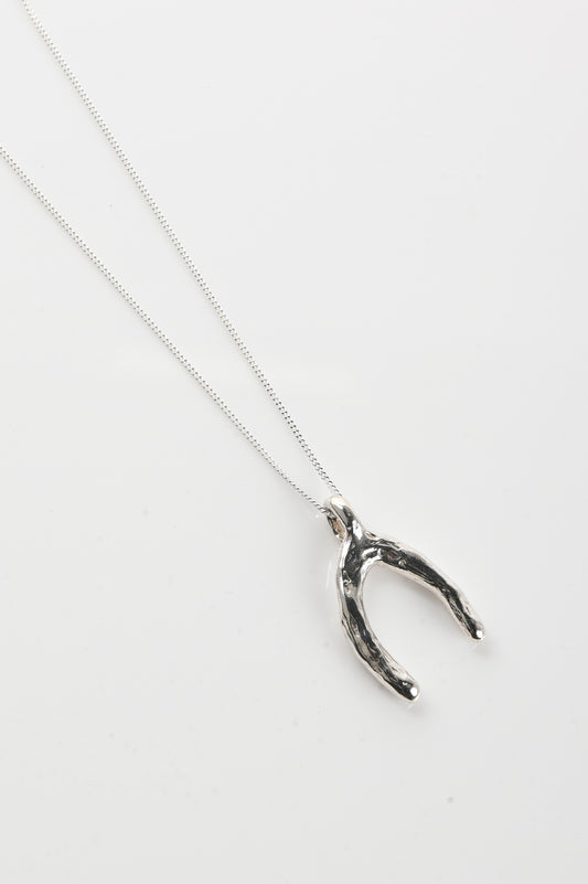 Studio Zali 'Wish Bone' Pendant