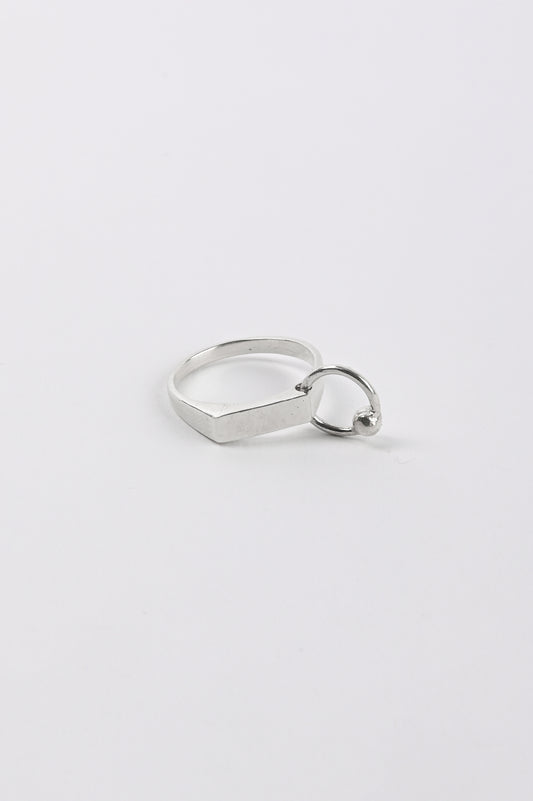 Kick In The Eye 'Zero' Ring With Round Piercing