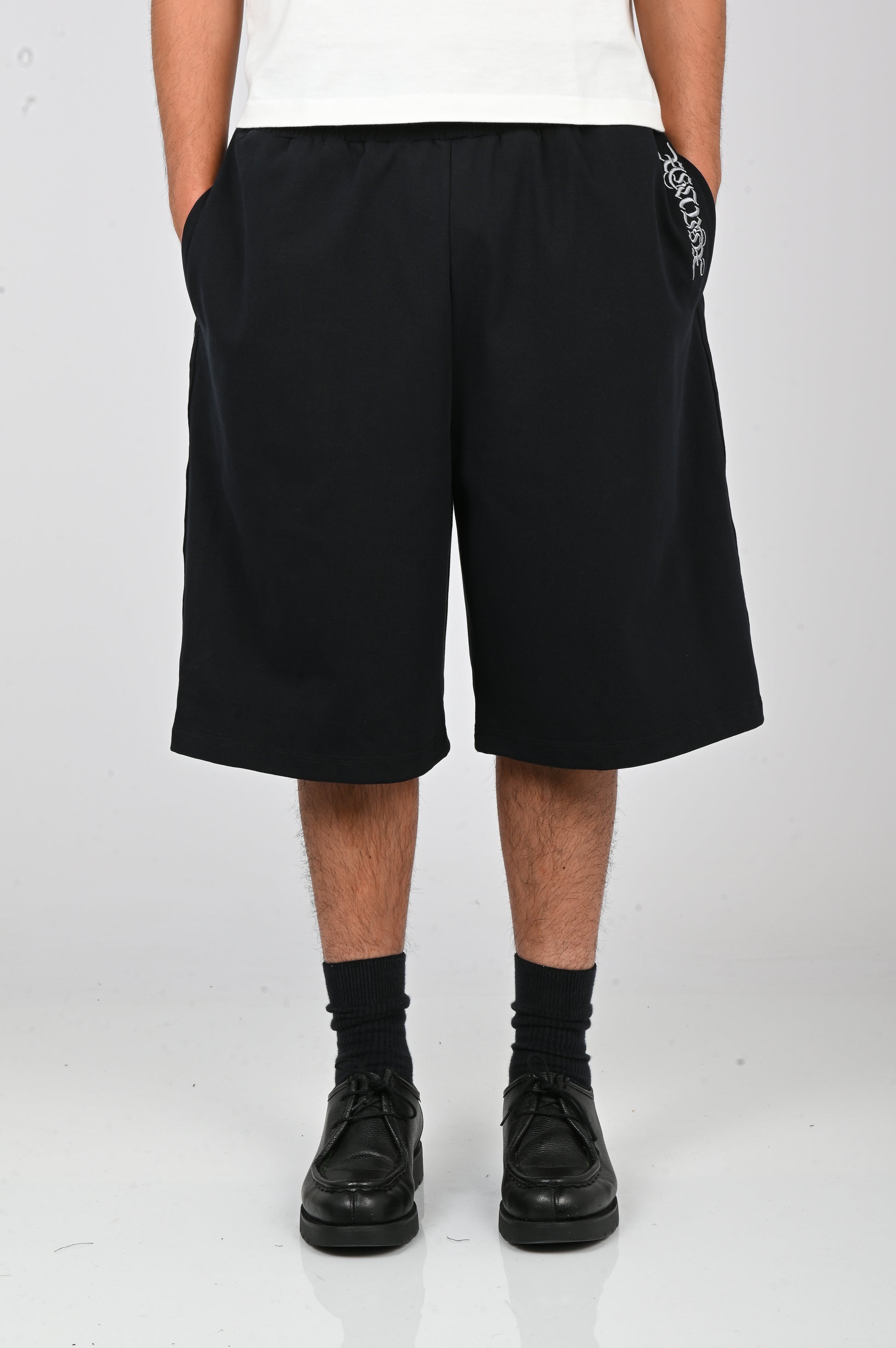 Posture Embroidered Short in Black