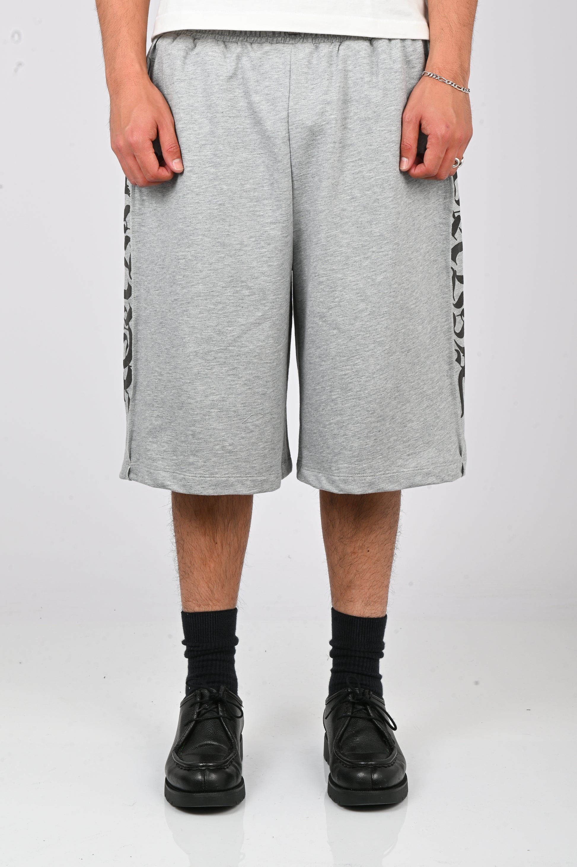 Posture Side Panel Short in Grey
