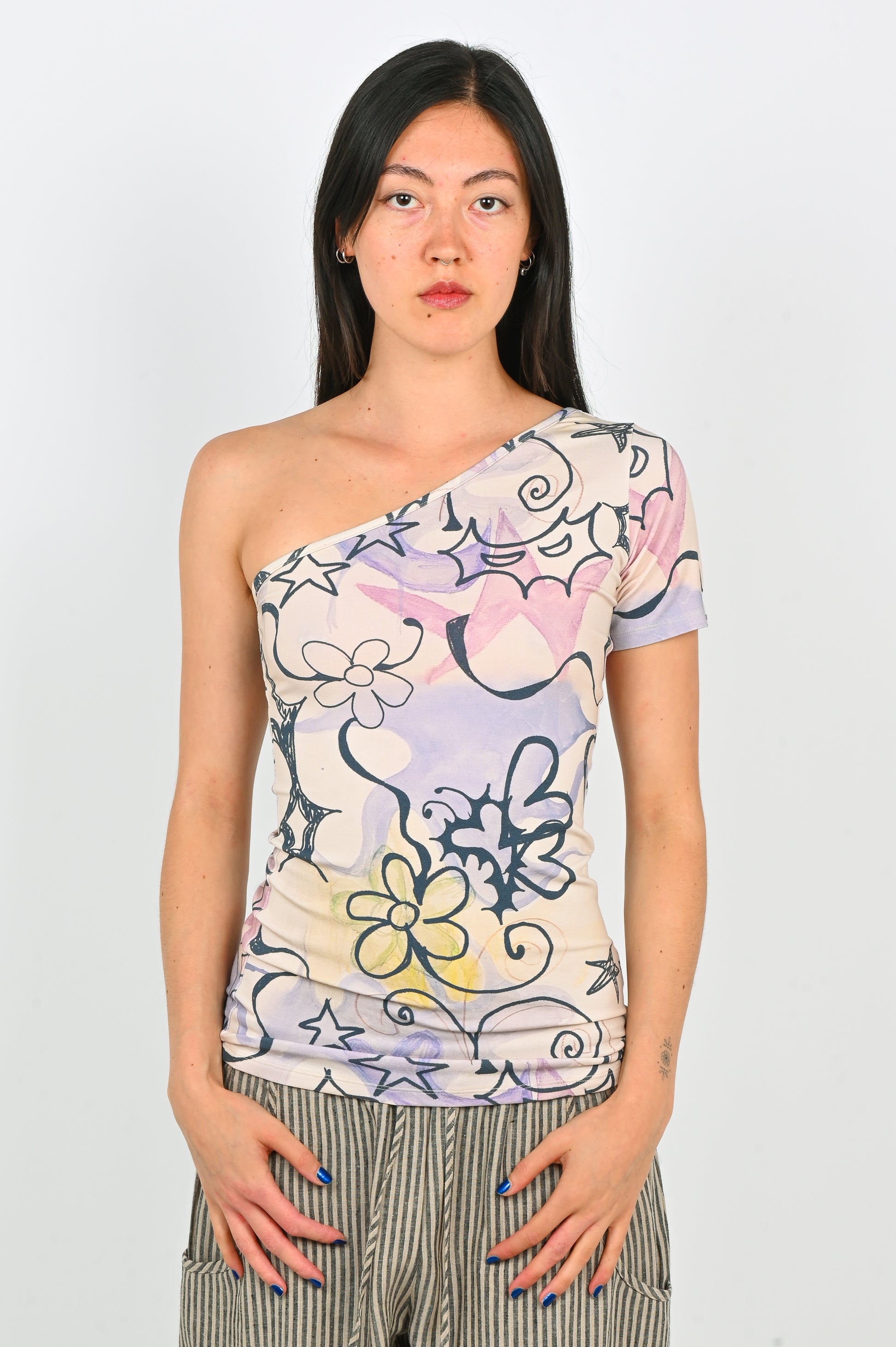 Arthur 'Asymmetric' Tee in Fantasy