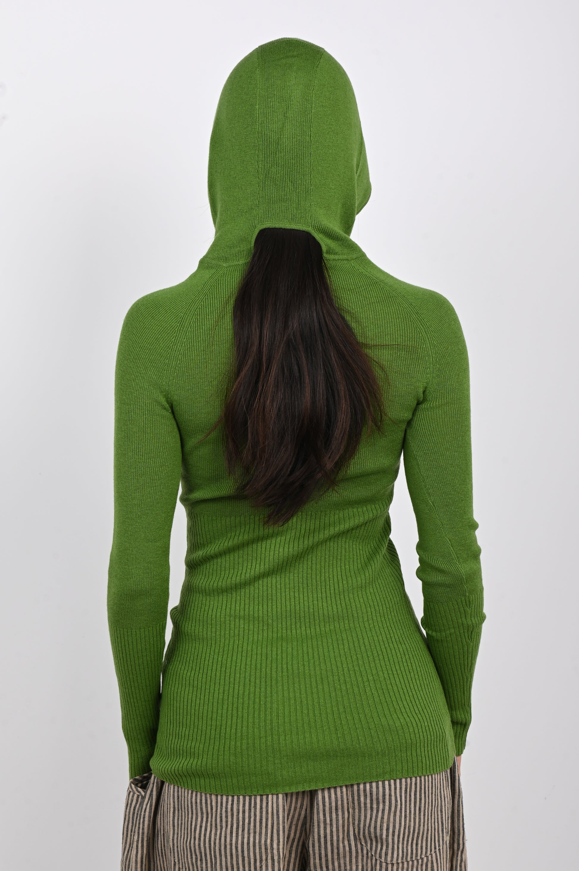 Arthur Hooded Skivvy in Pigment Green