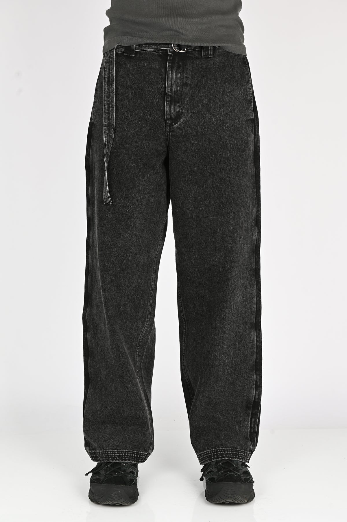 Beach Brains 'Work Cut' Jeans in Washed Black