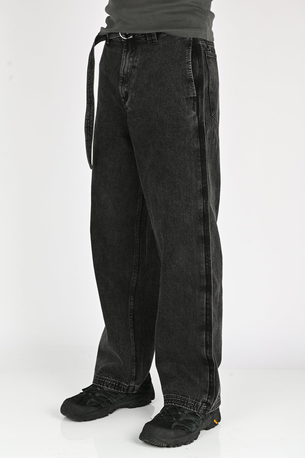 Beach Brains 'Work Cut' Jeans in Washed Black