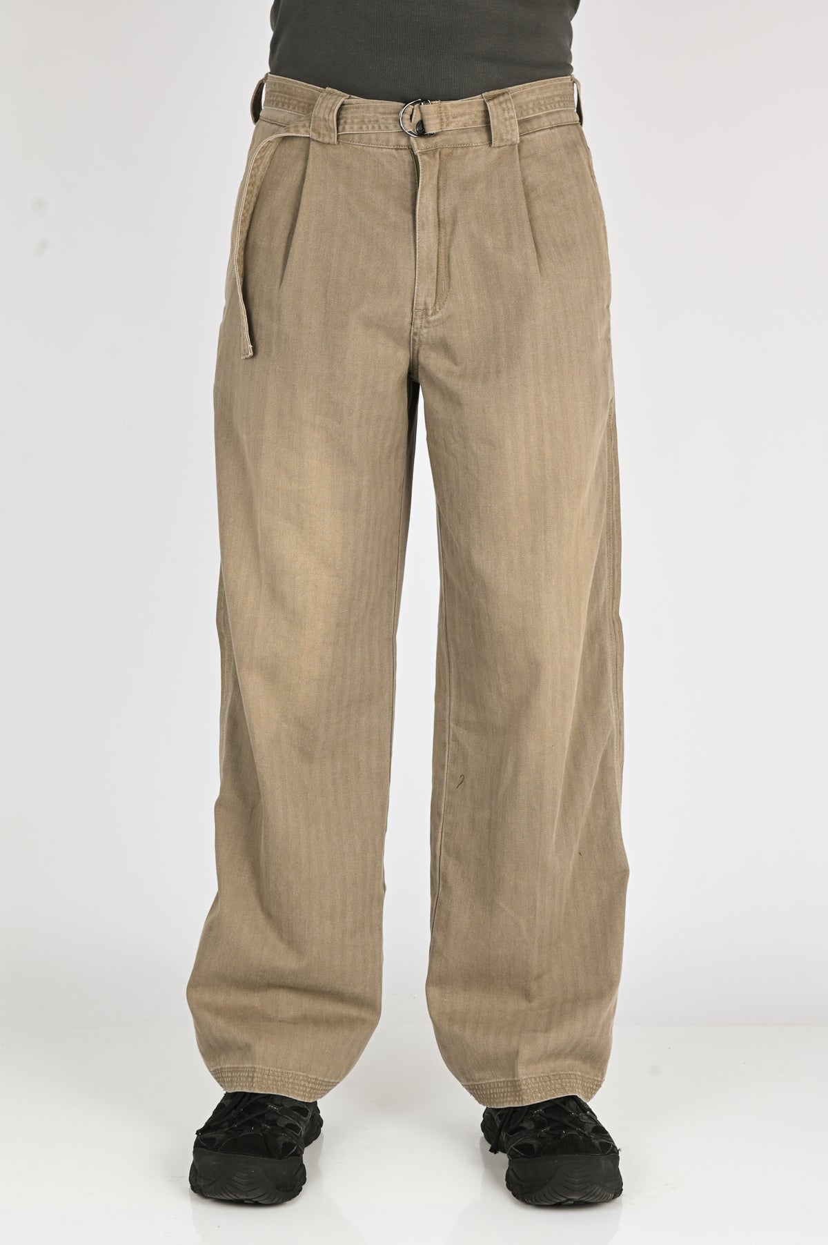 Beach Brains Pleated Work Pant in Fawn