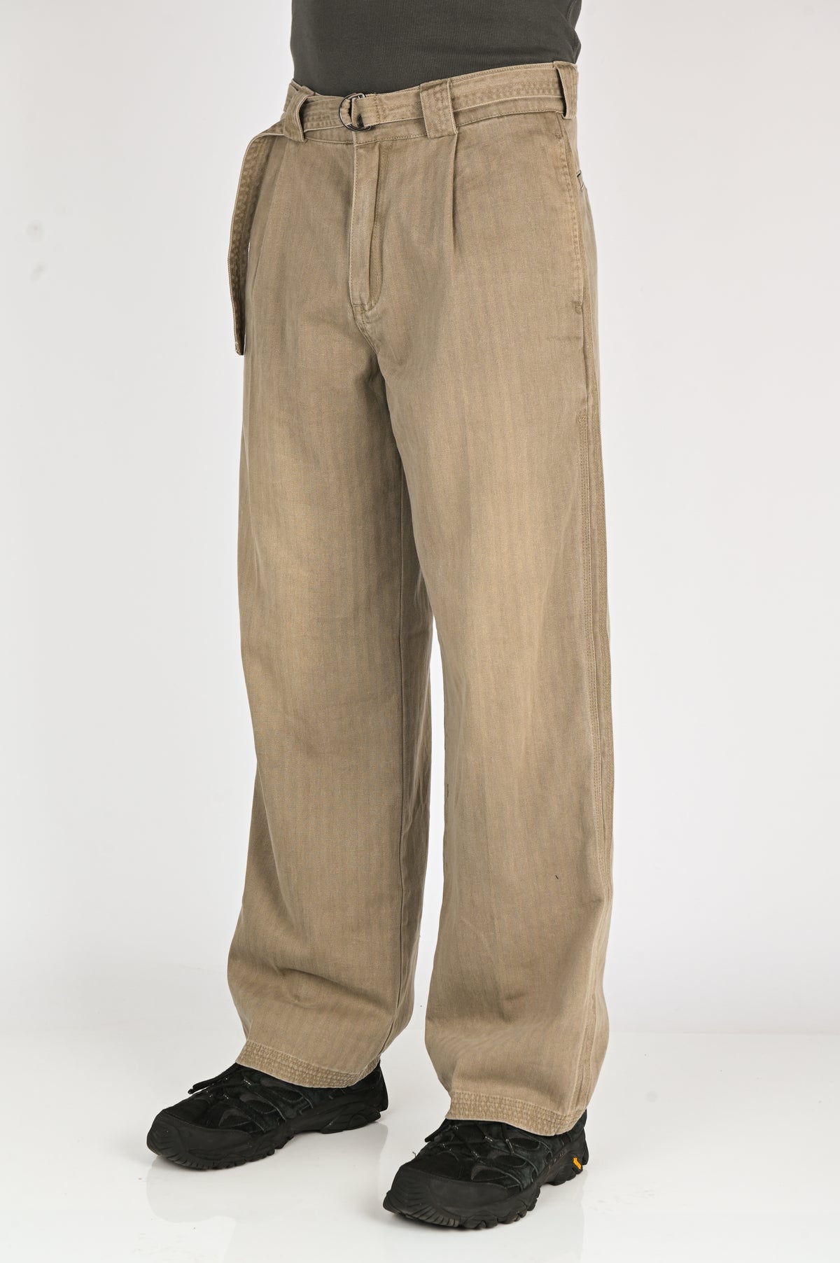 Beach Brains Pleated Work Pant in Fawn