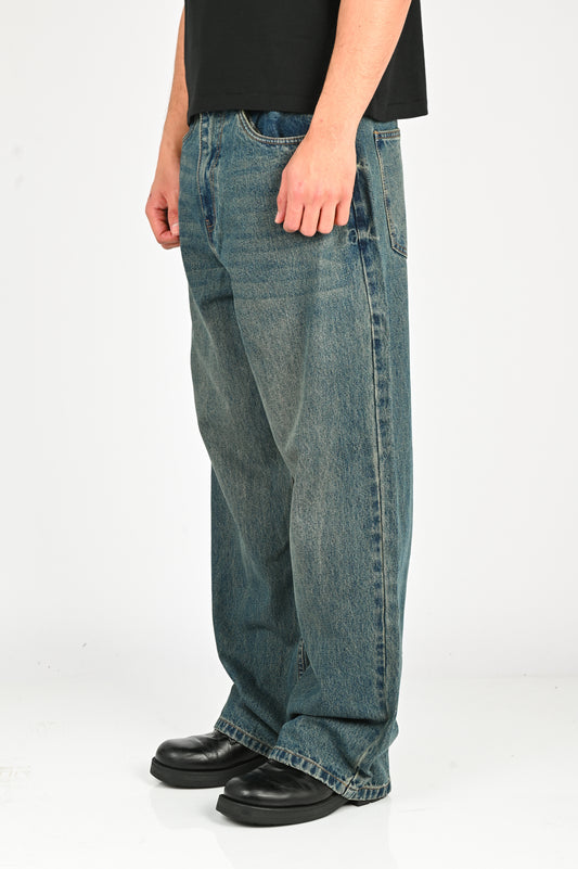 BeWider 'Super Loose' Jeans in Blue Star