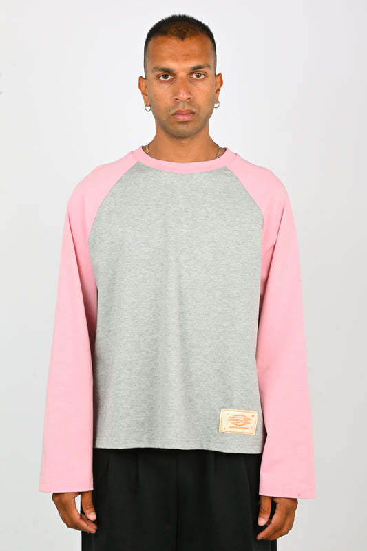 Checks 'Crew' Raglan Jersey in Grey/Pink