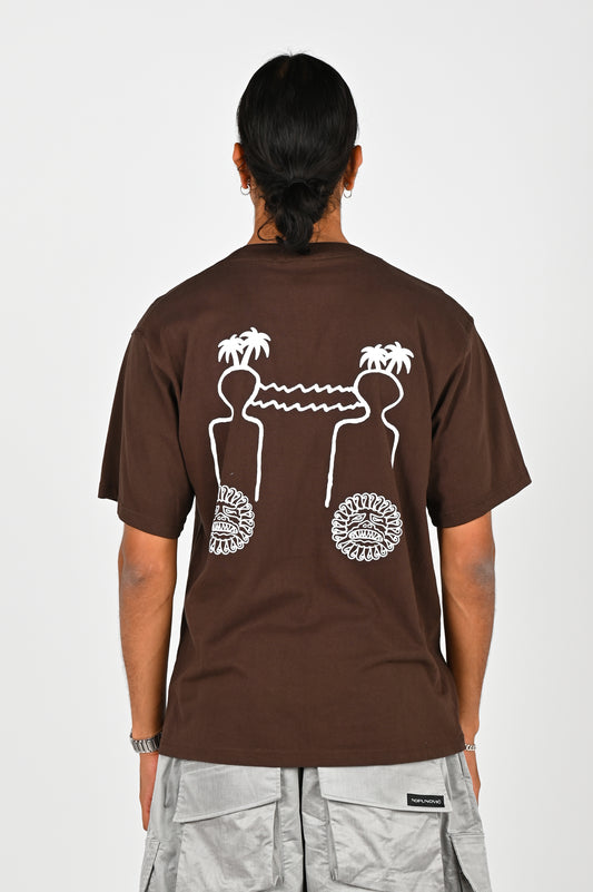Candice 'Treatments' T-Shirt in Brown