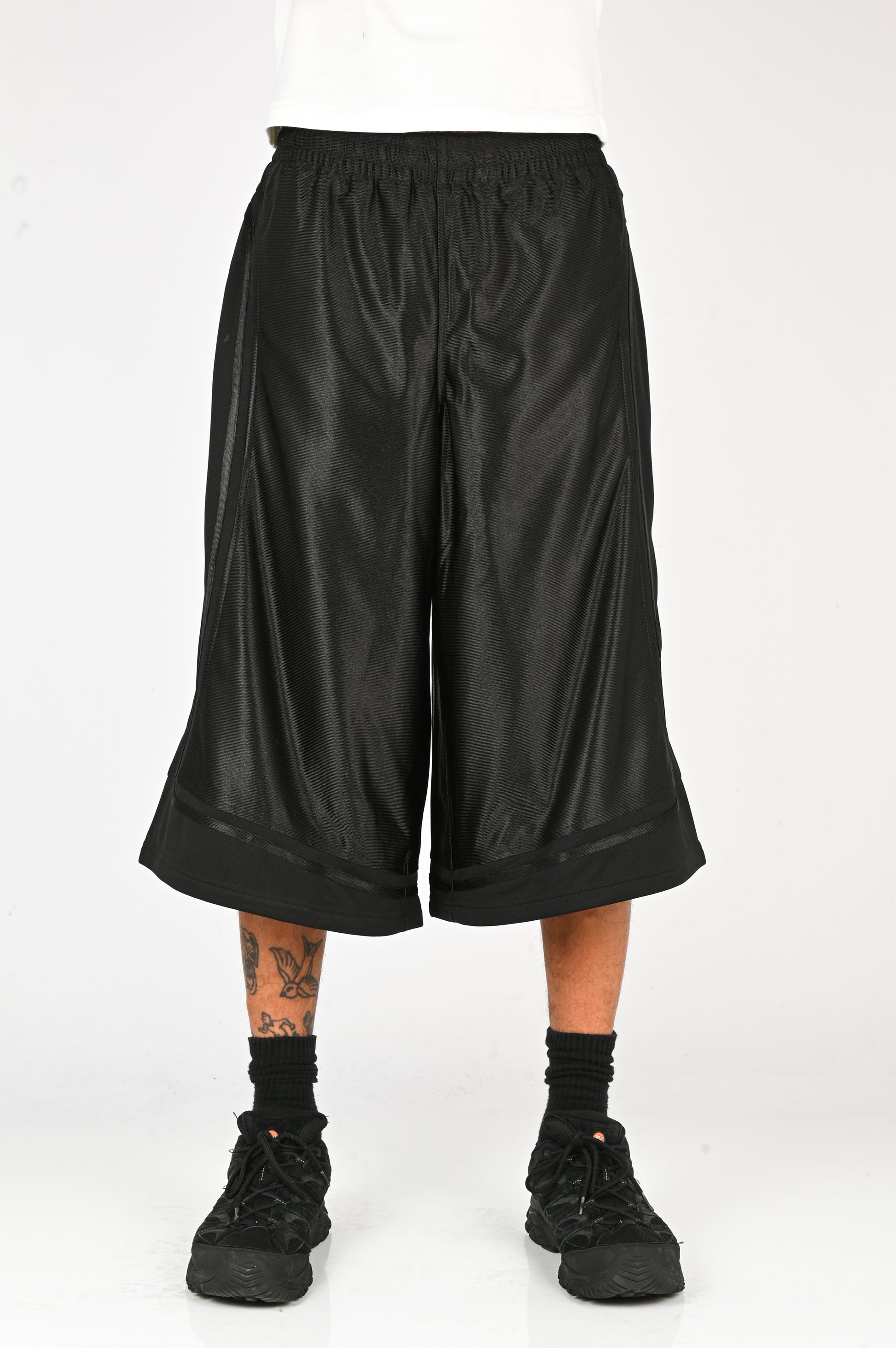 Checks 'Hooper' Shorts in Black