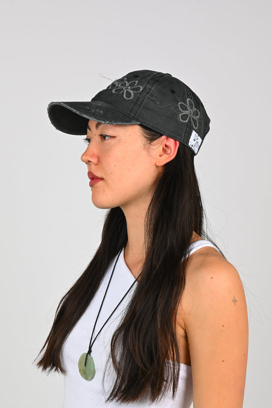 Die Horny 'Faded Black Daisies' Cap