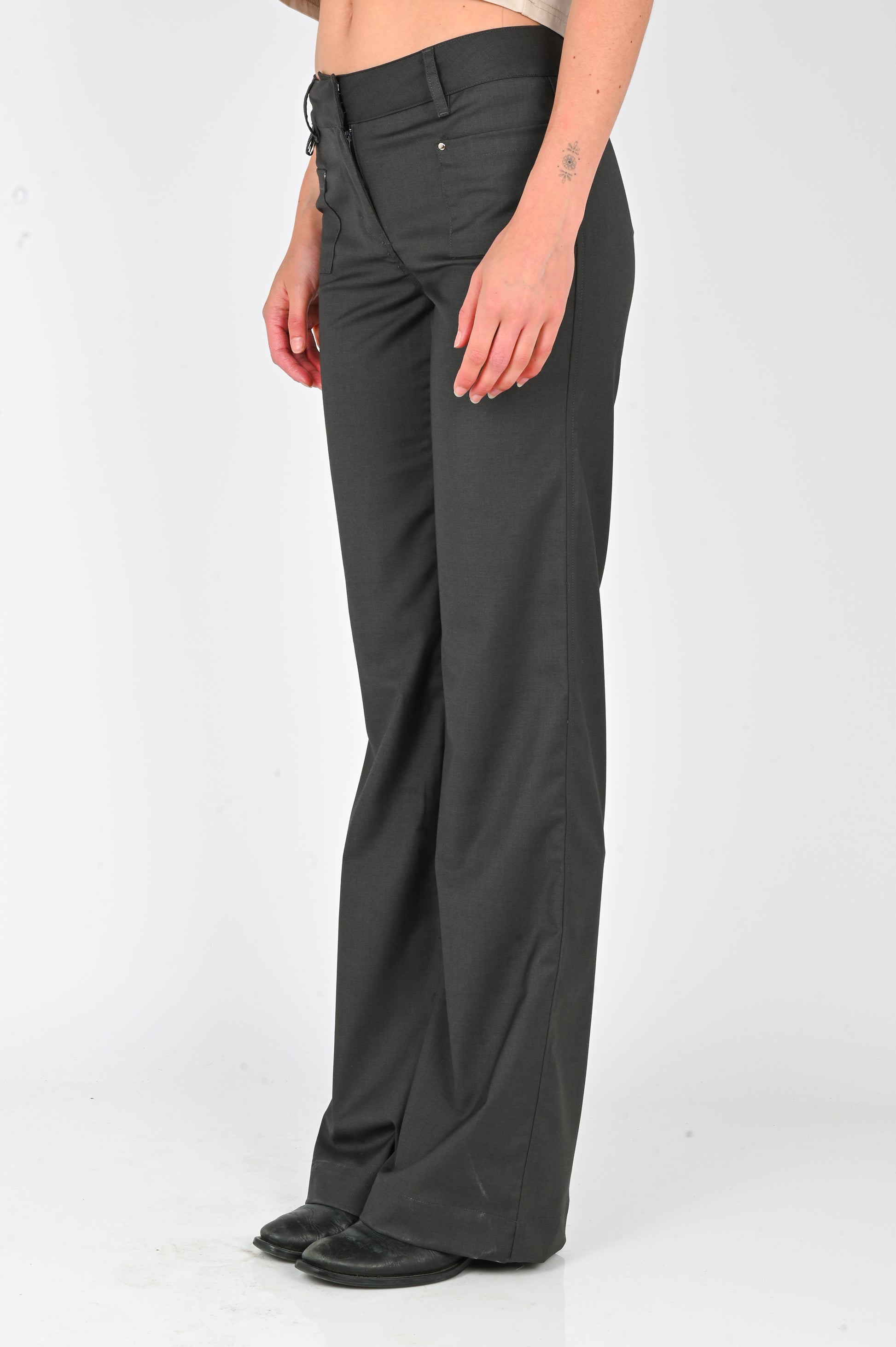 ESS·BEE Bootcut Trouser in Grey