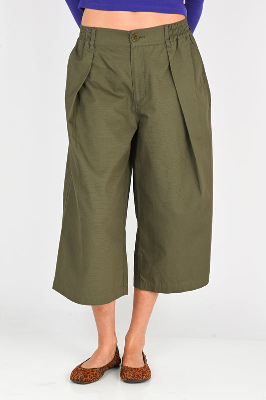 Checks Downtown Hakama Shorts V2 in Olive Ripstop