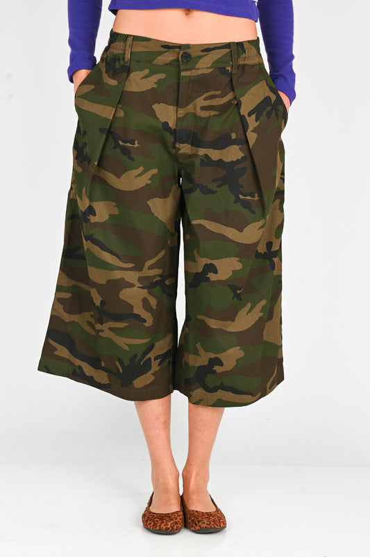 Checks 'Hakama' Shorts V2 Woodland Camo