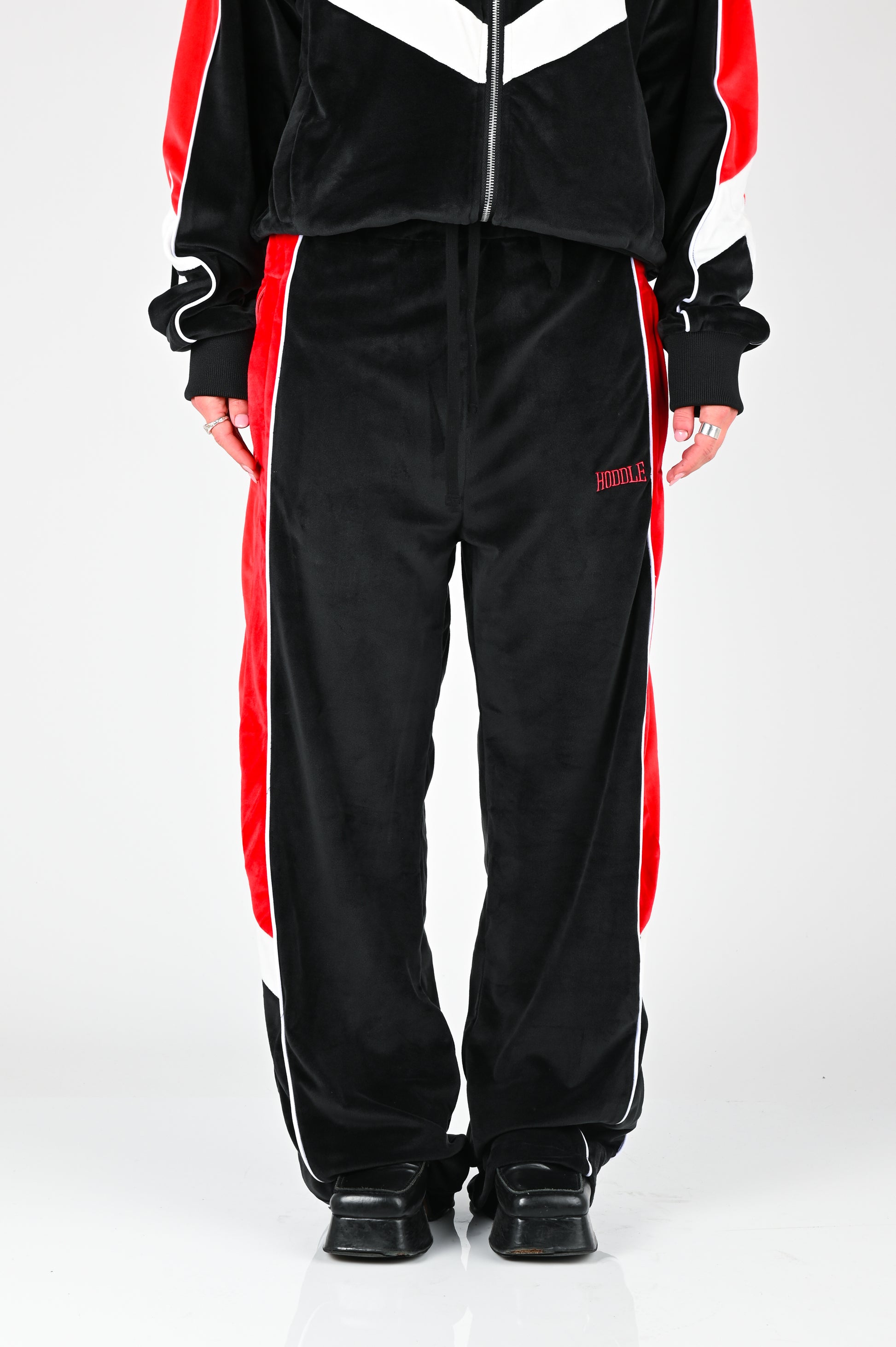 Hoddle Velour Trackpant in Red