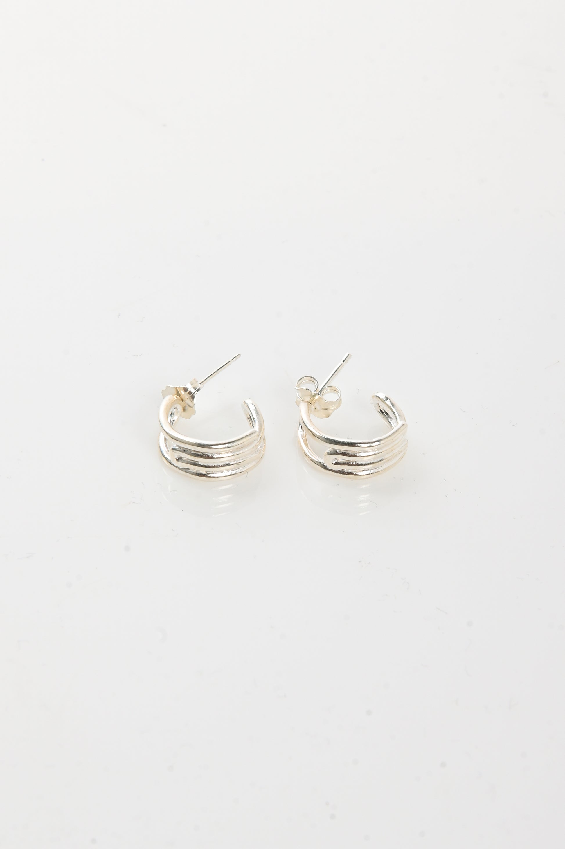 Nui 'Paper Clip' Hoops Small