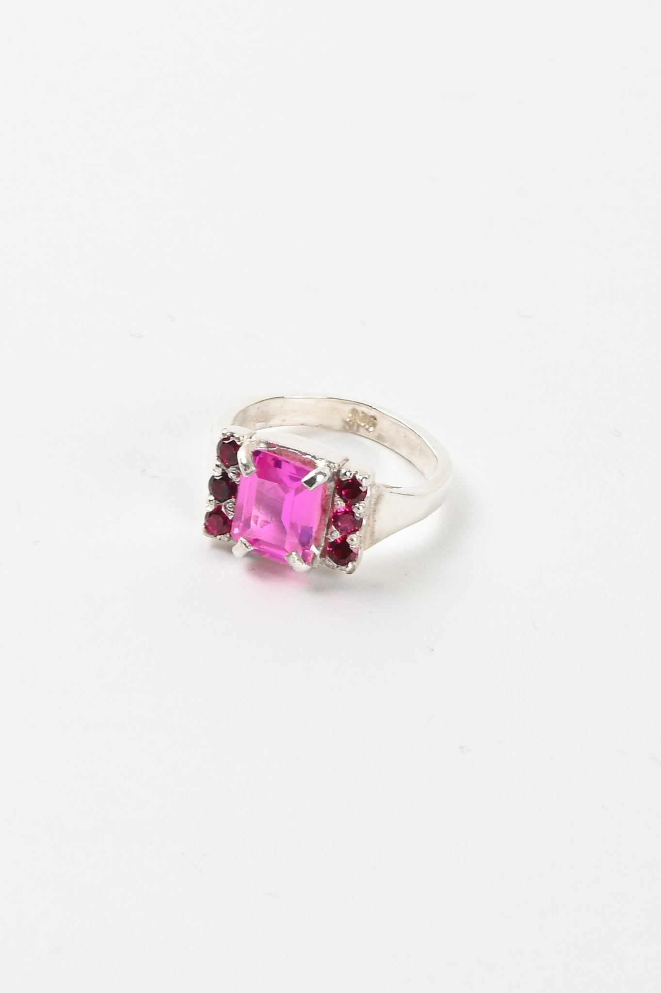 Oliver Thomas 'Pricilla' Ring With Pink Sapphire