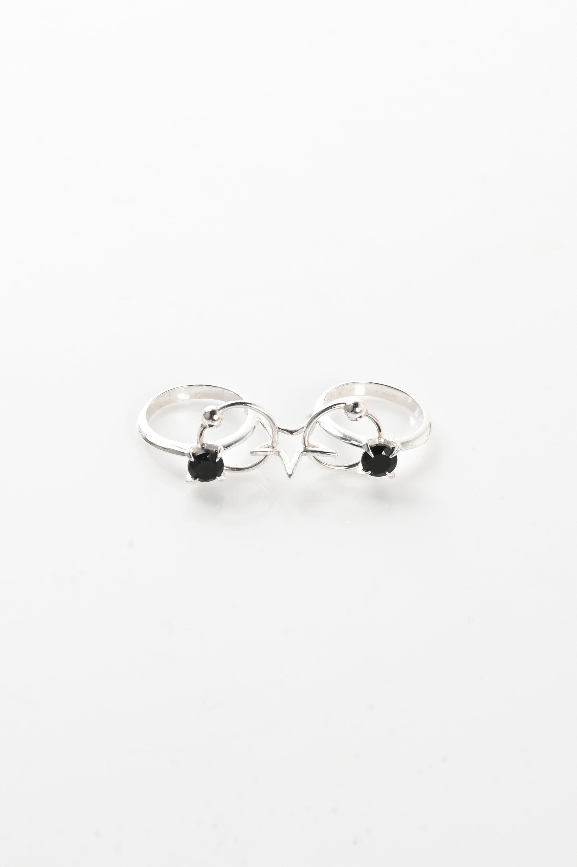 Kick In The Eye 'XL Famous' Ring