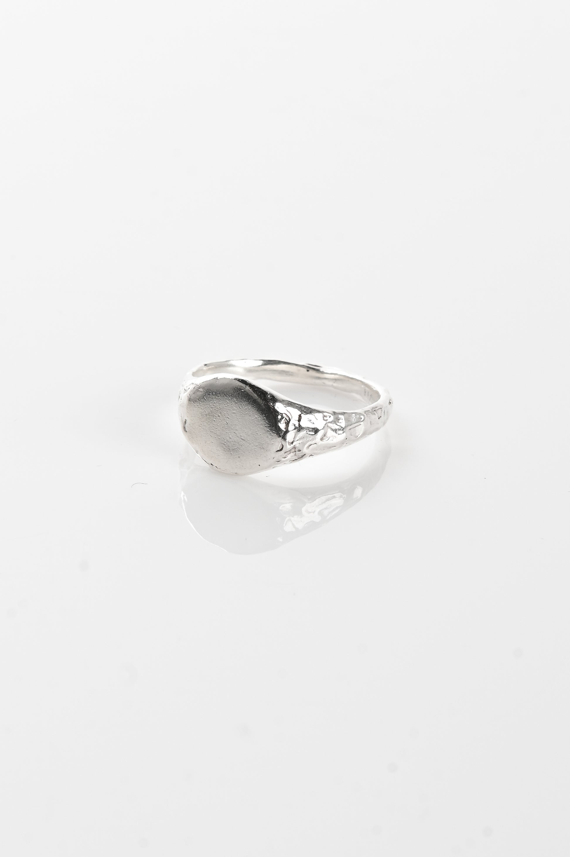 Studio Zali 'Half Liquid' Signet Ring