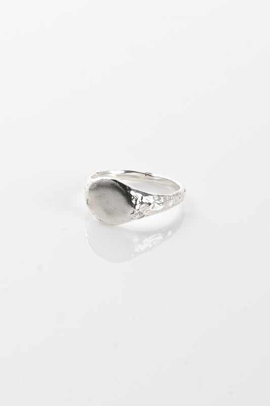 Studio Zali 'Half Liquid' Signet Ring