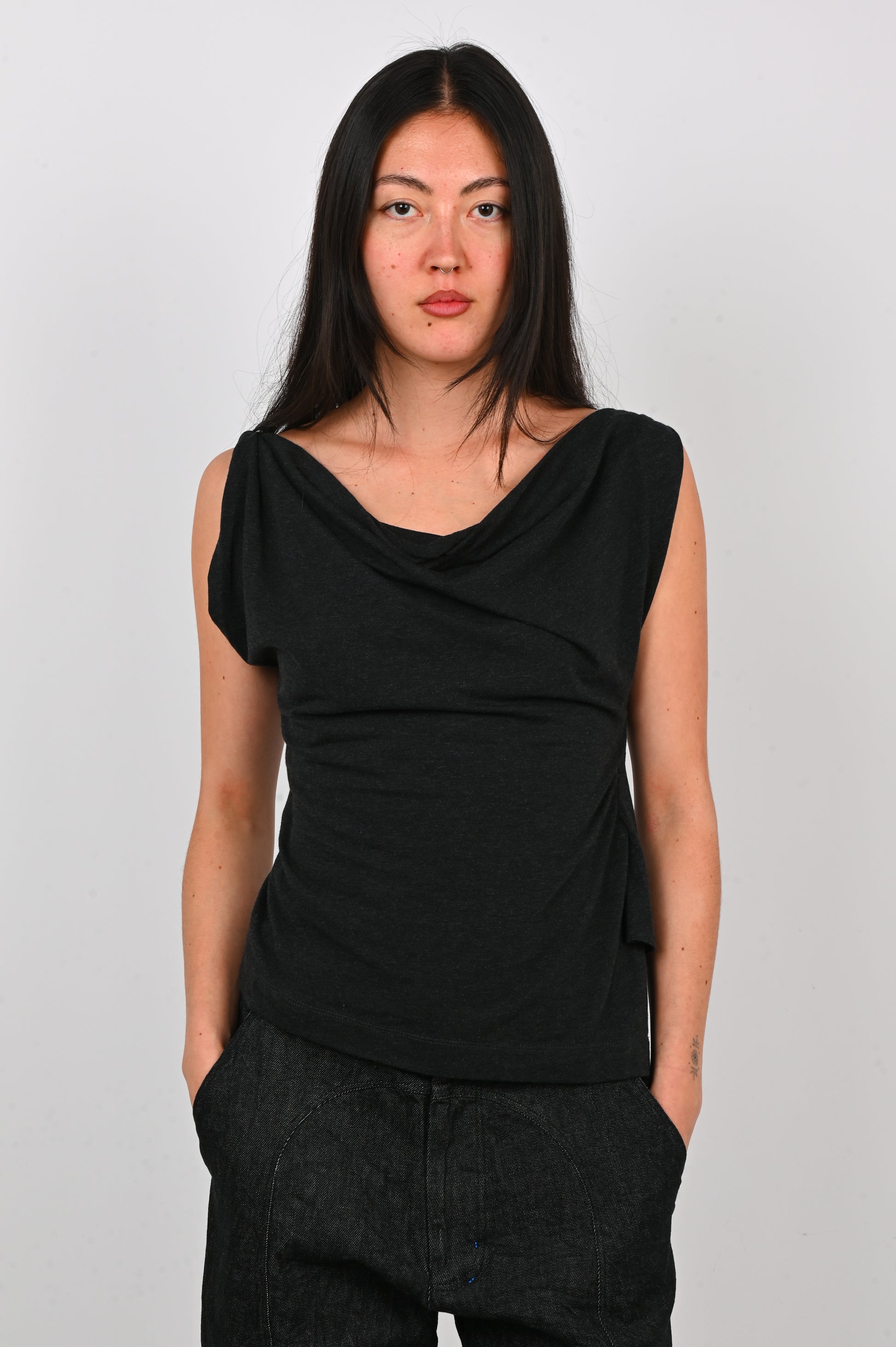 KATALYST 'Twist' Top in Charcoal
