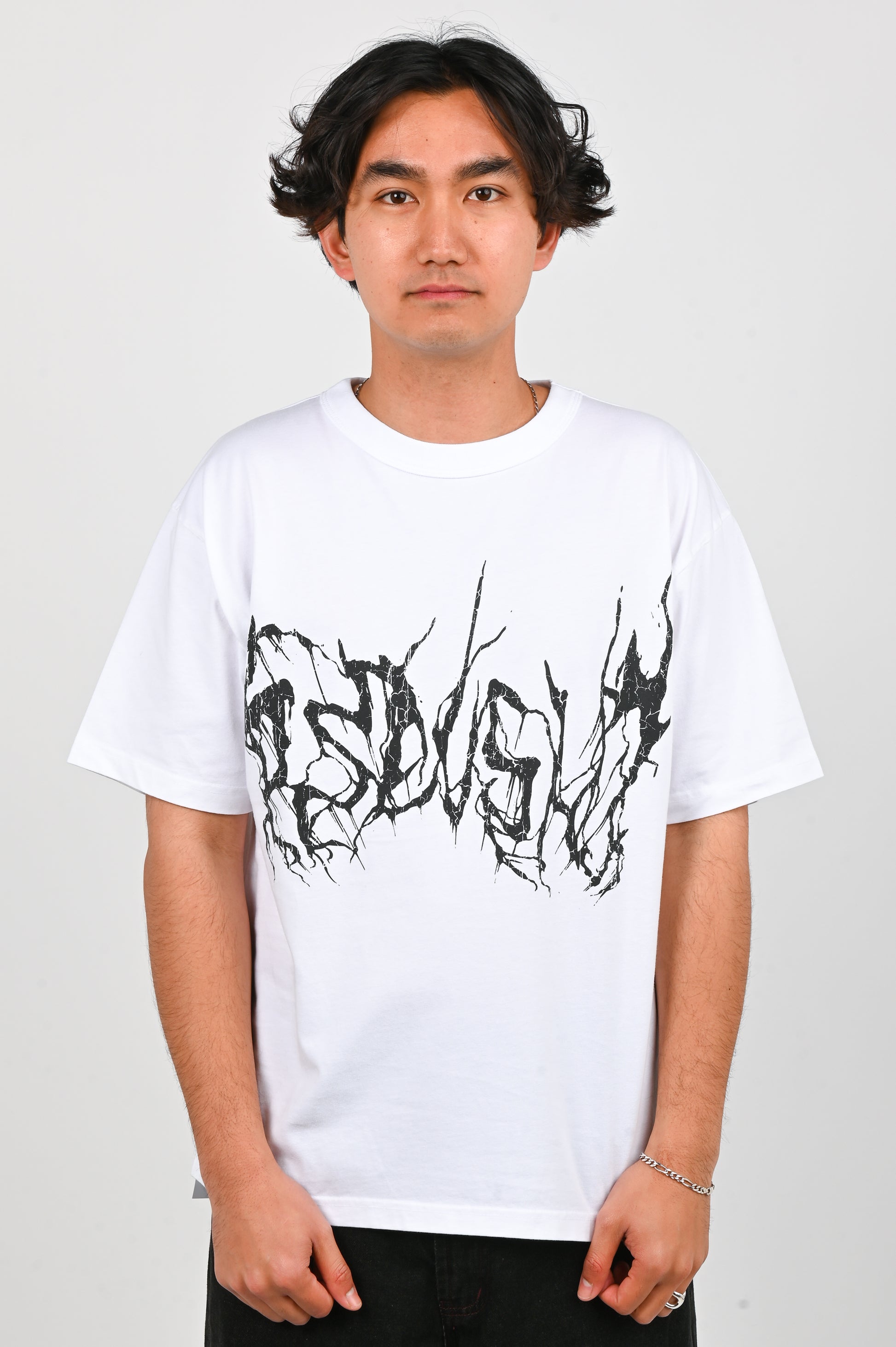 Pseushi 'Metal' Tee in White