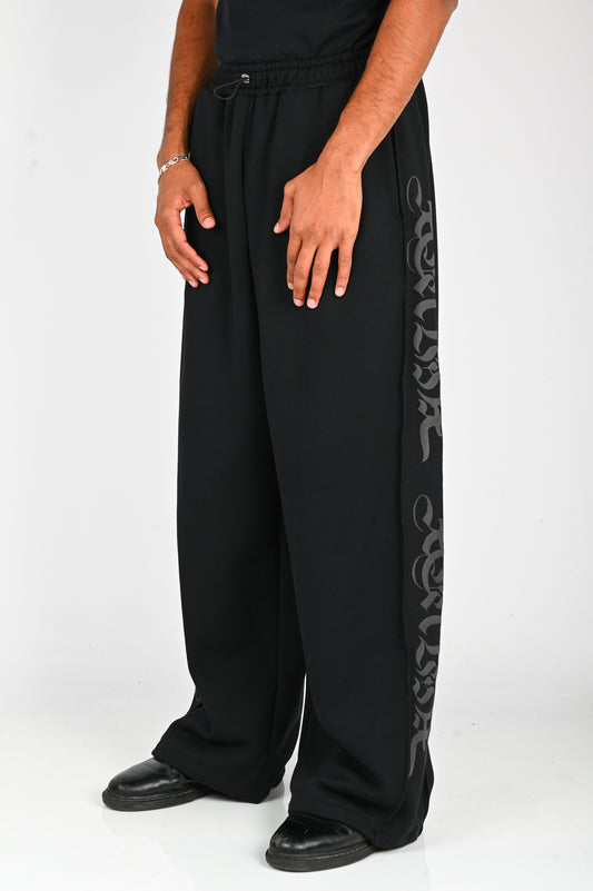 Posture Panel Pant in Black on Black
