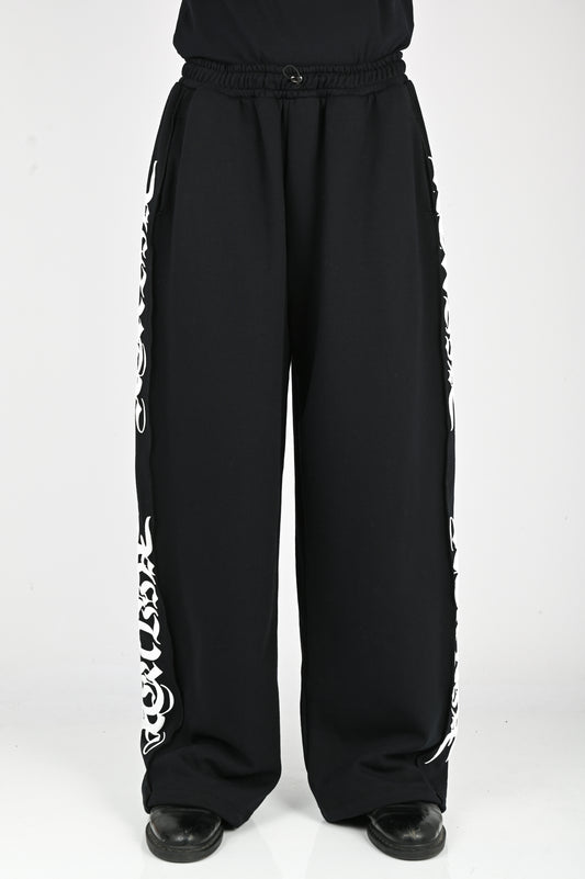 Posture Panel Pant in White on Black