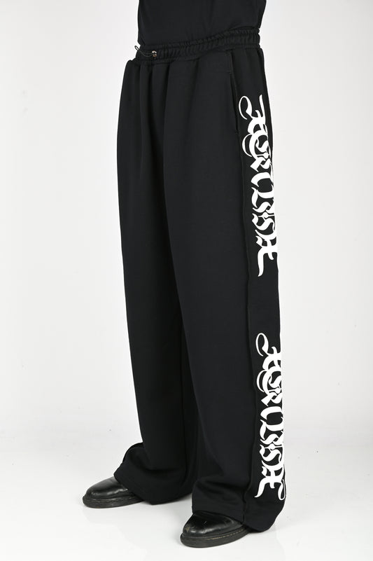 Posture Panel Pant in White on Black