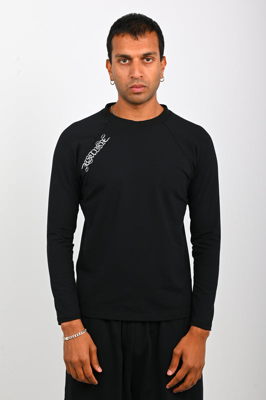 Posture Embroided Long-sleeve in Black