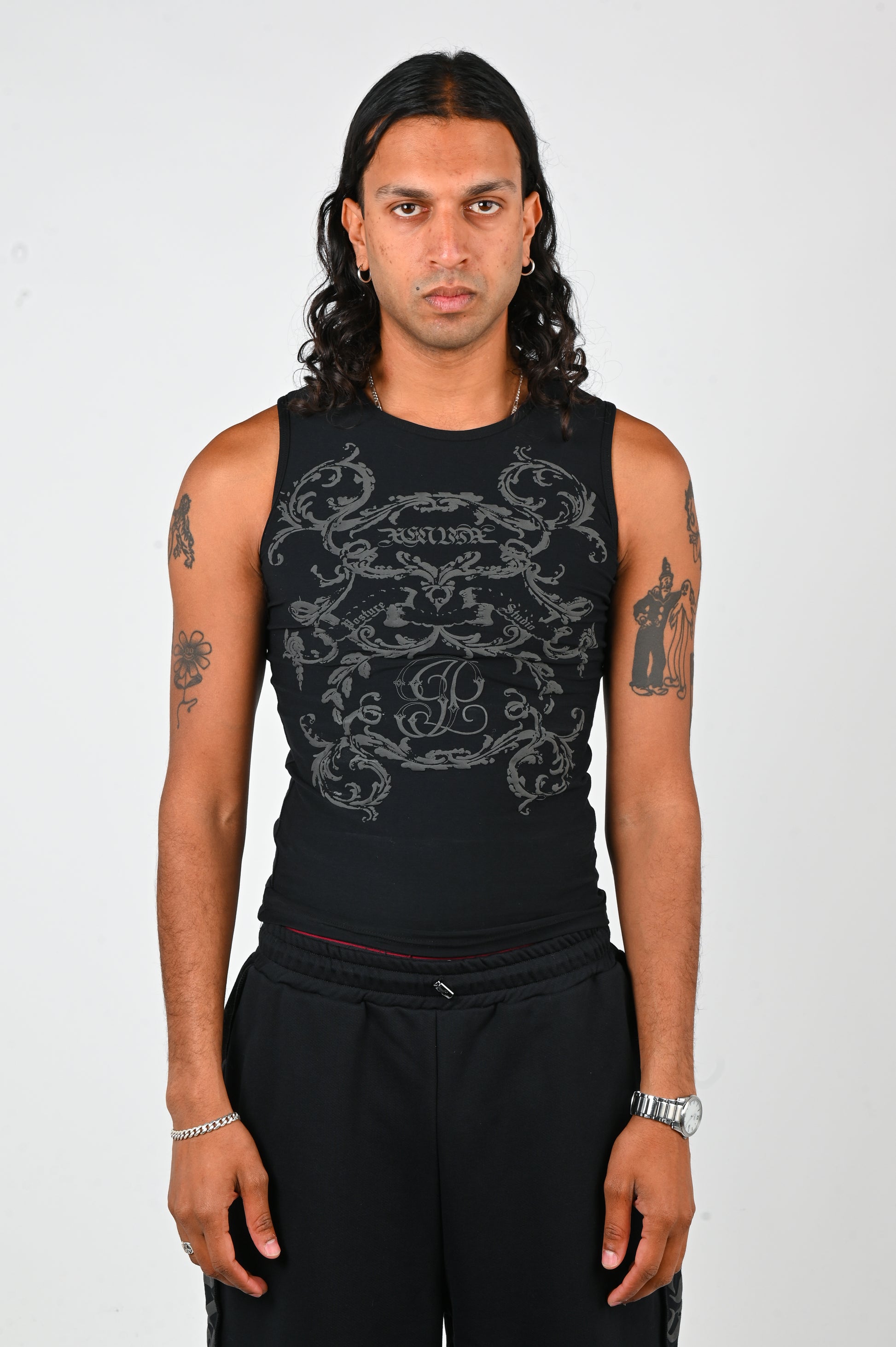 Posture 'Baroque' Singlet in Black
