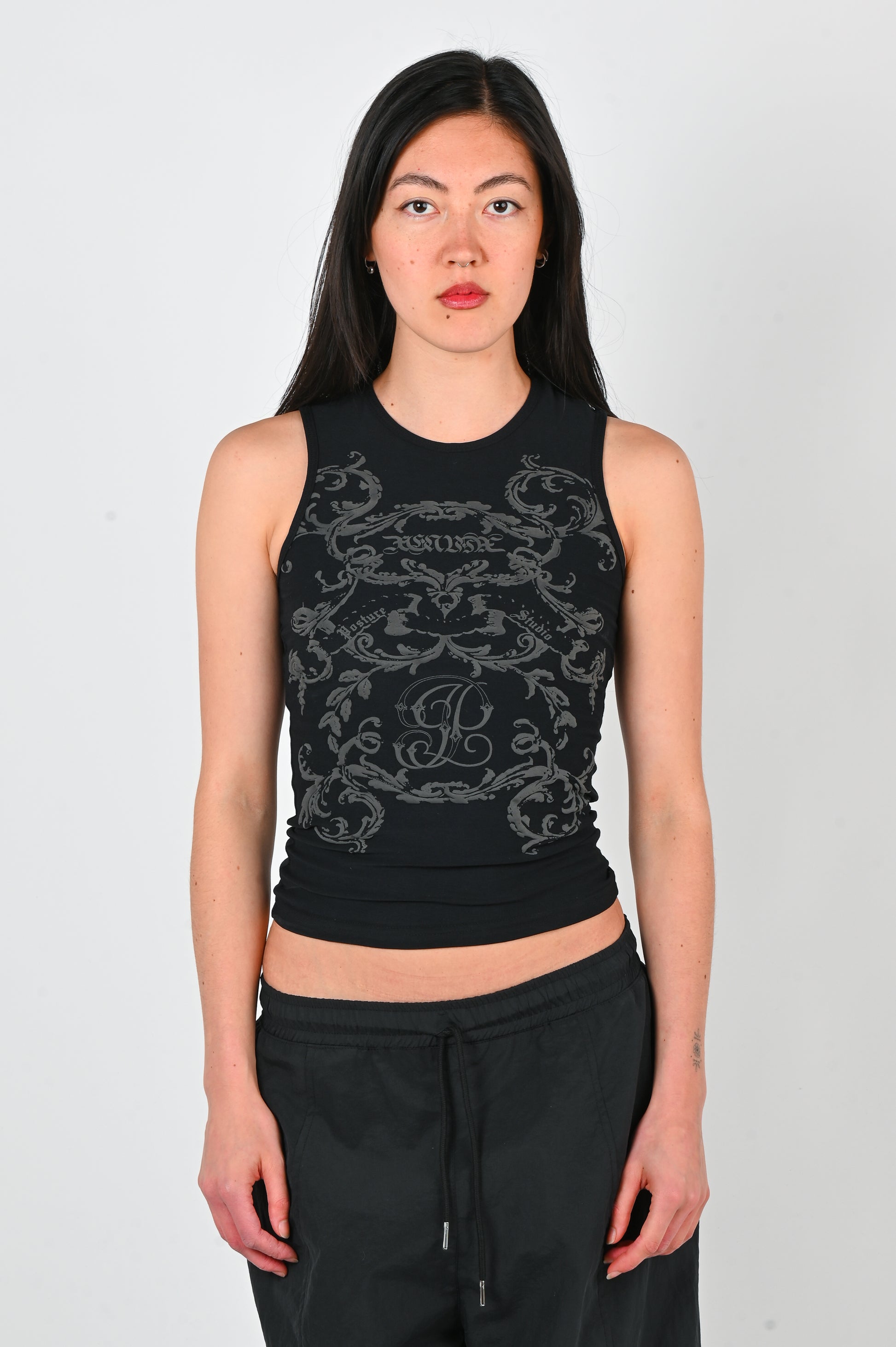 Posture 'Baroque' Singlet in Black