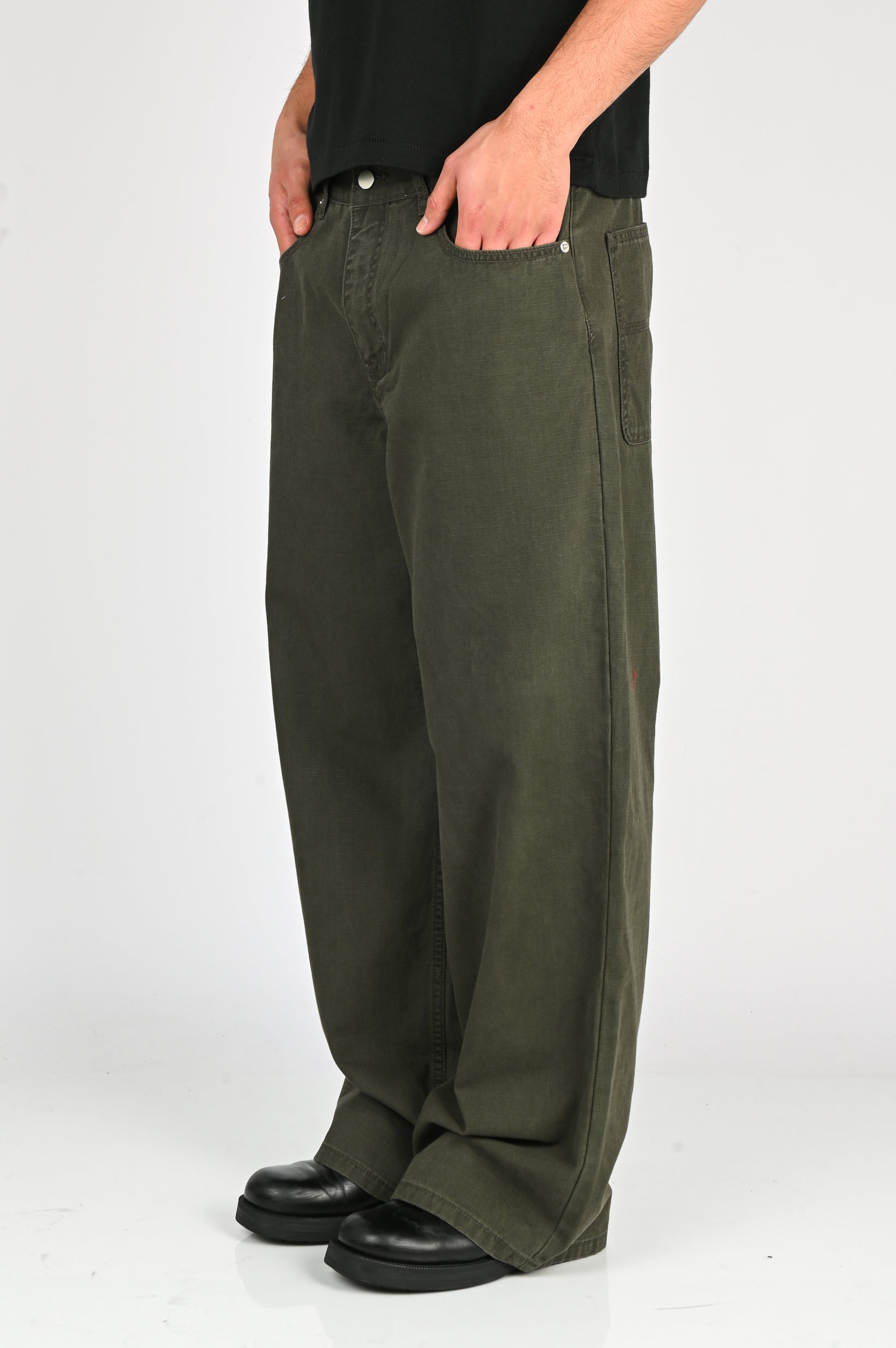 Pseushi 'Loose Cut Ripstop' Pants in Army
