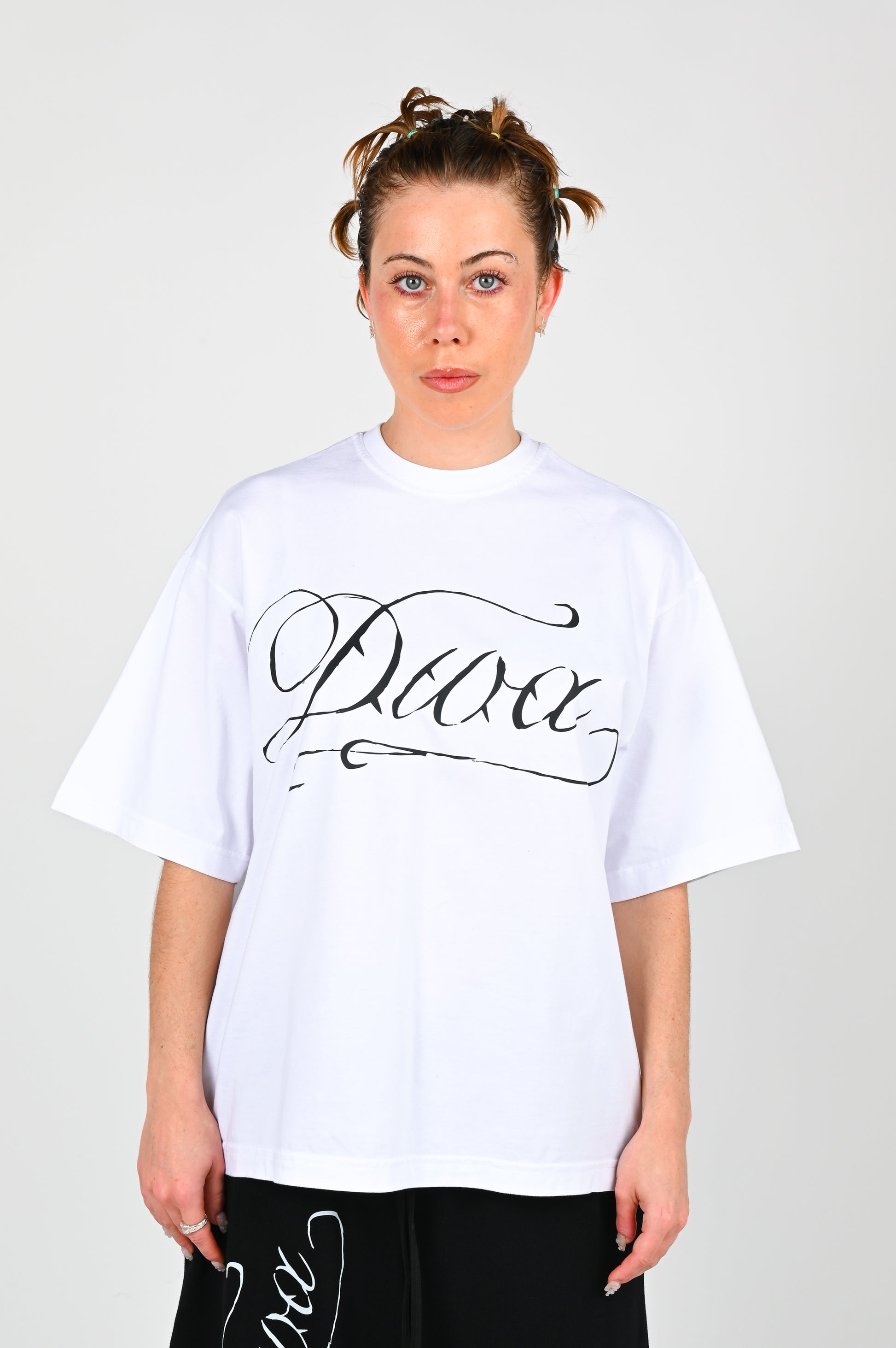 1000 'Diva' Tee in White