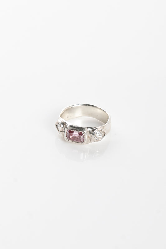Sacreflux 'Portals' Ring