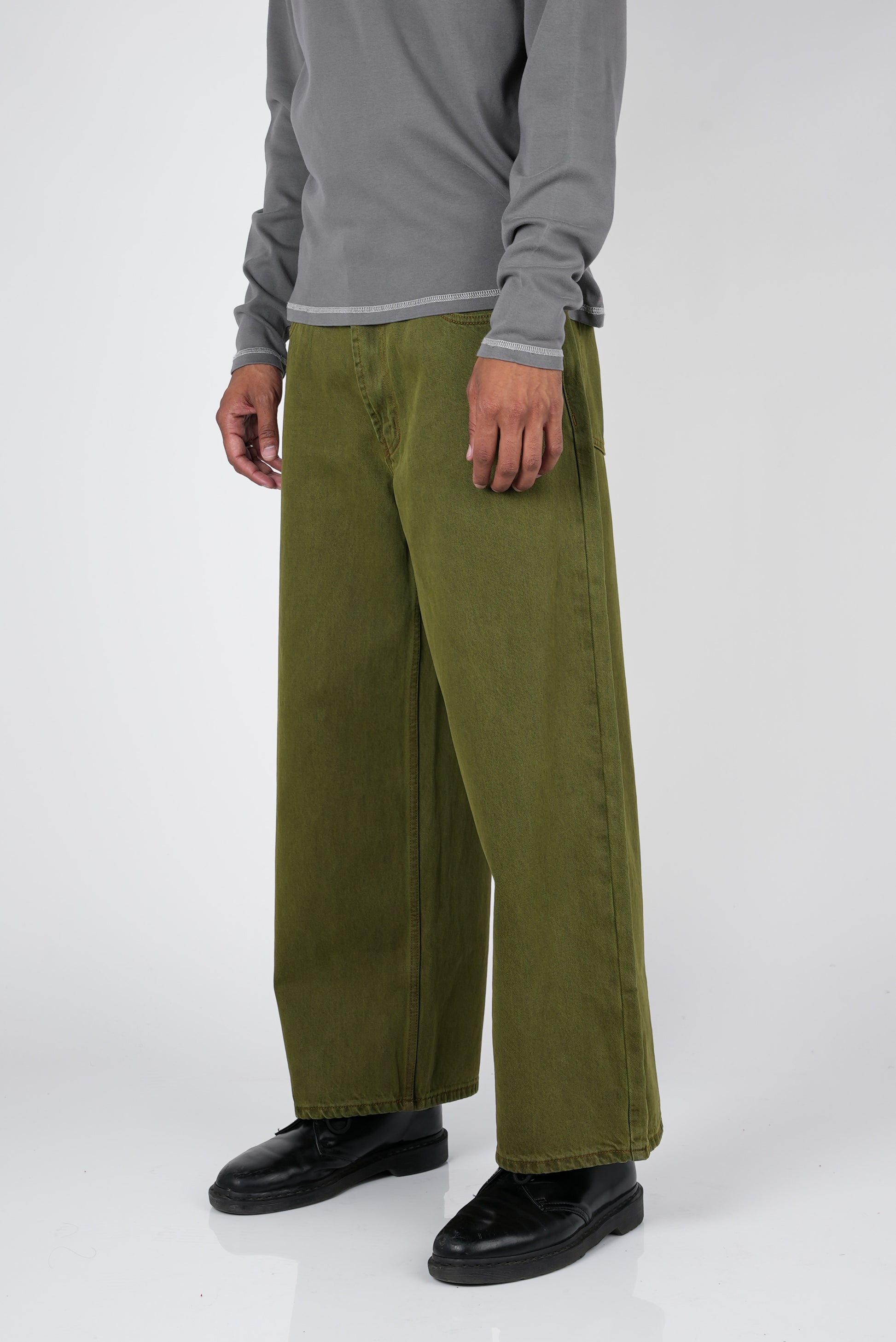 Pseushi Loose Jeans in Swamp Wash