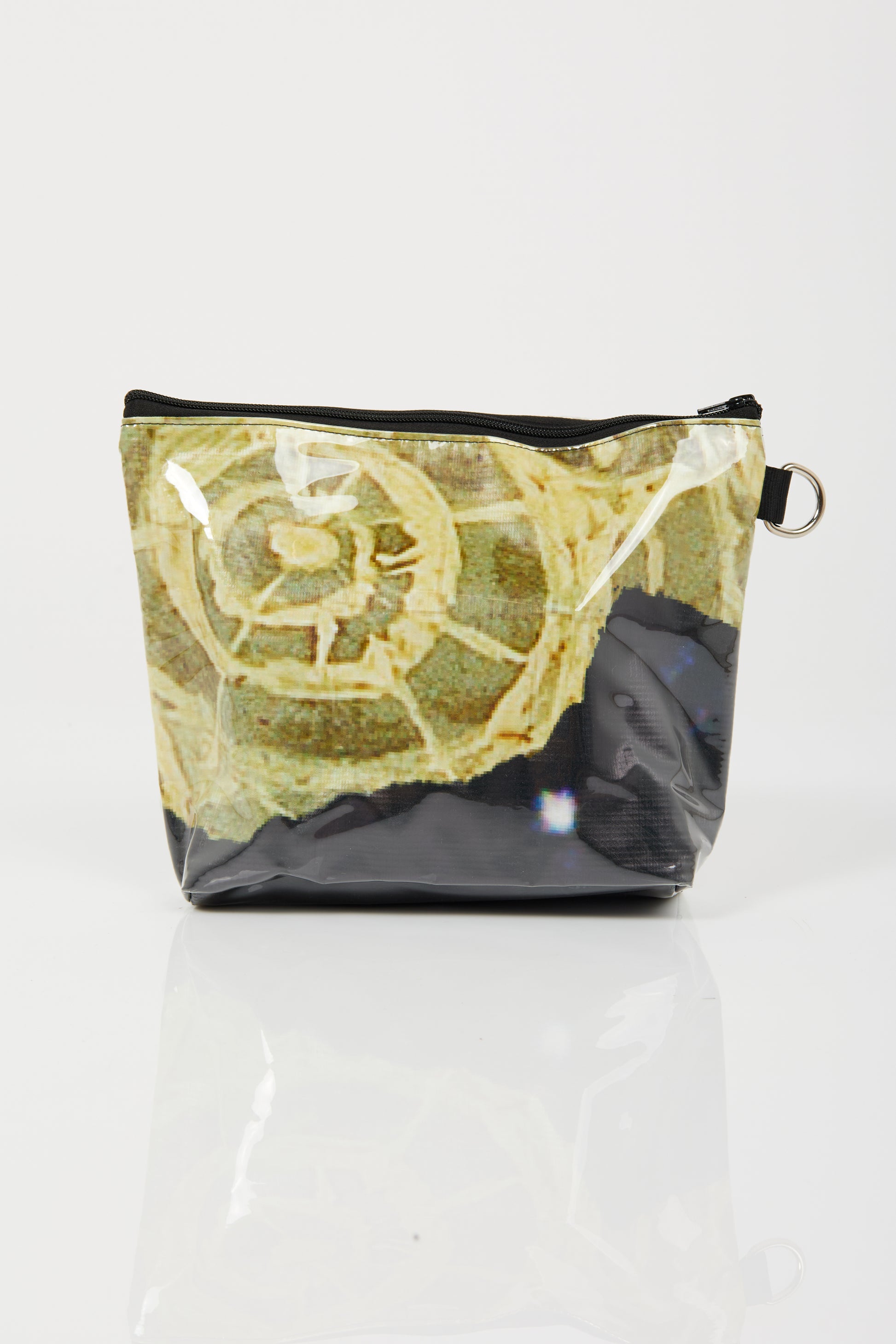 Bugskin 'Beetle' Pouch 002