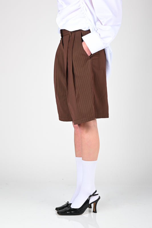 ESS·BEE Pinstripe Suit Short in Brown