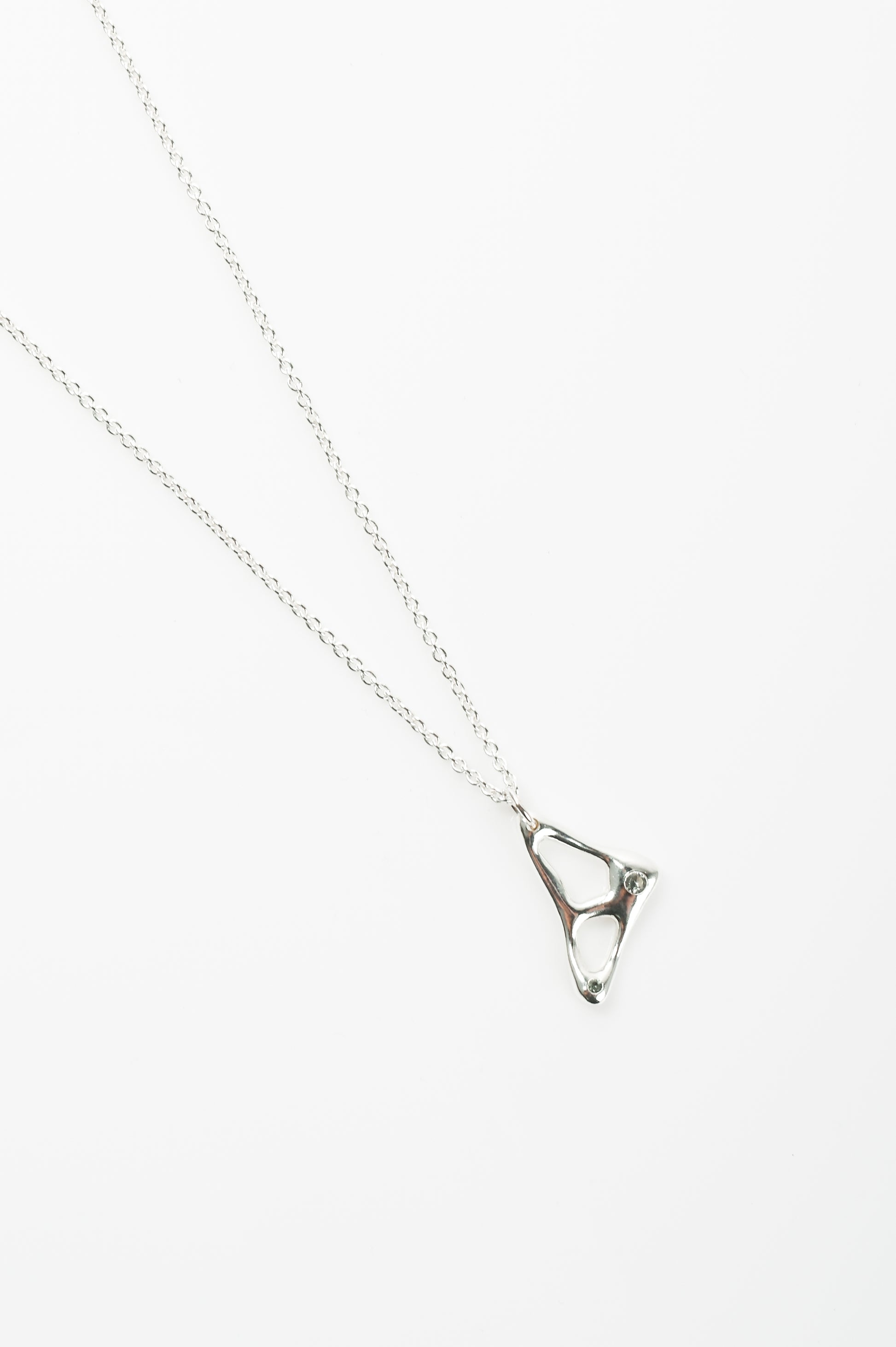 Nui 'Small Y-Plane' Necklace With Tourmaline