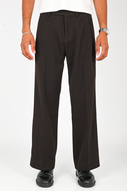 Wynn Hamlyn Pleated Trouser in Dark Brown