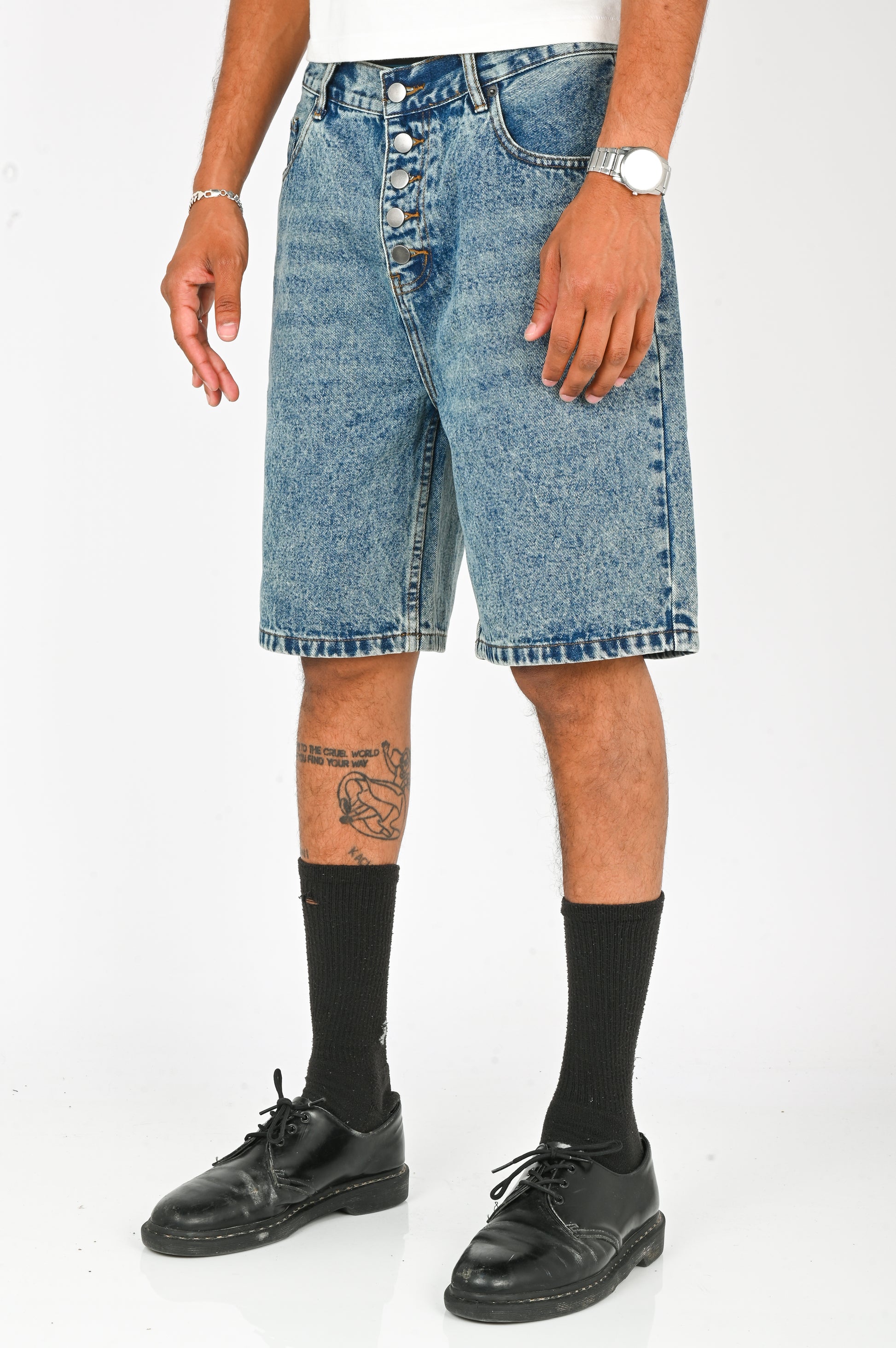 Wynn Hamlyn Button Fly Demin Shorts in Mid Dirty Wash