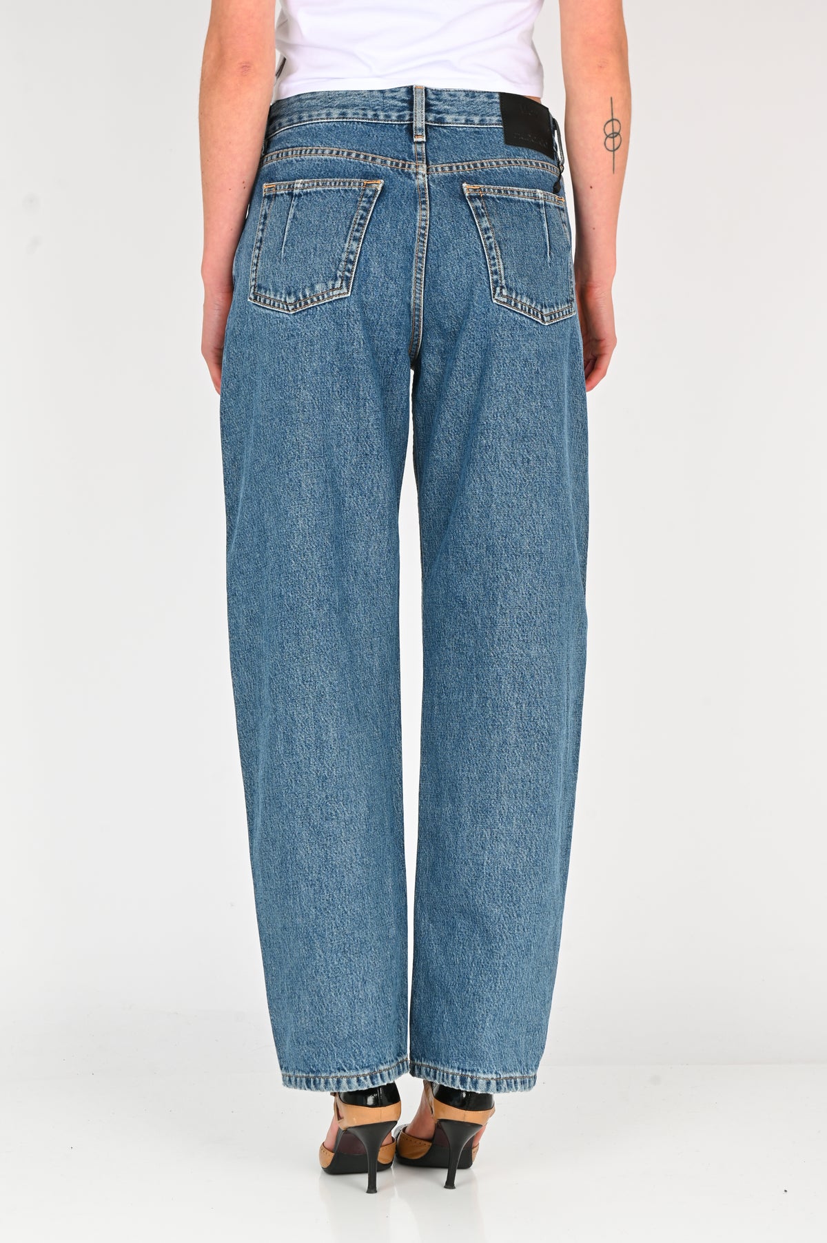 Won Hundred 'Alexandra' Jeans in Cut Blue