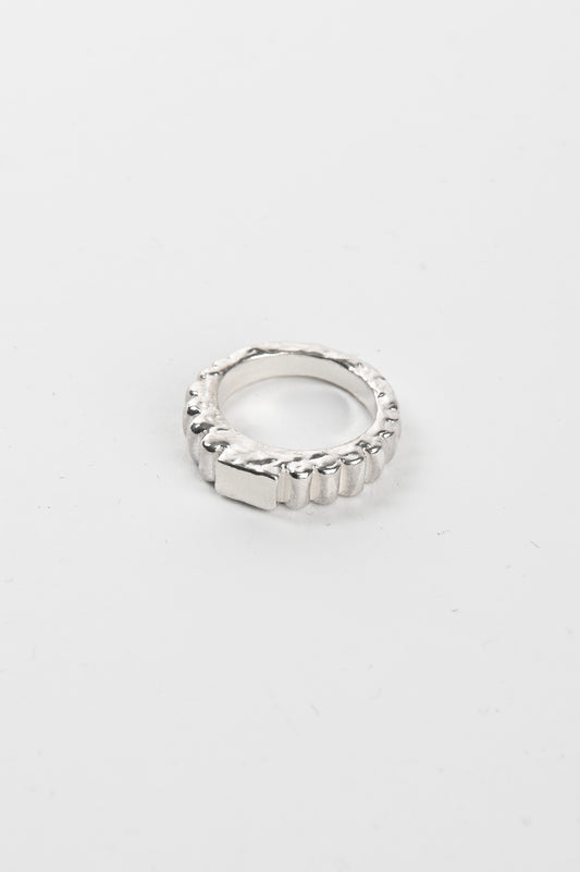 Studio Zali 'Pillar' Textured Ring